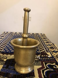 هاون نحاس • قديم جدا • ٢٦سم/١٣سم