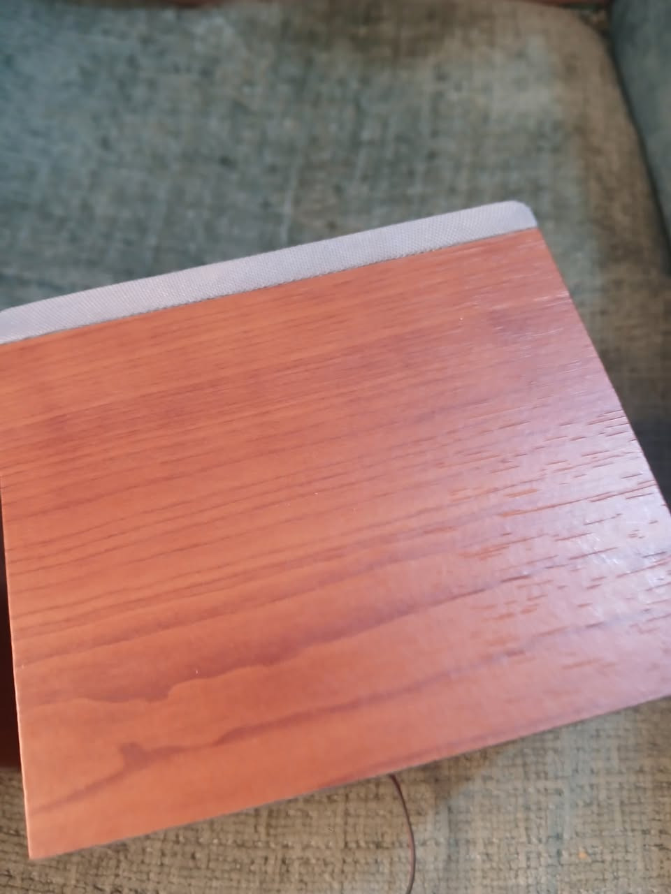 سماعات عدد اثنين نظيفات السعر ١٥ الاتصال على الرقم ***********
