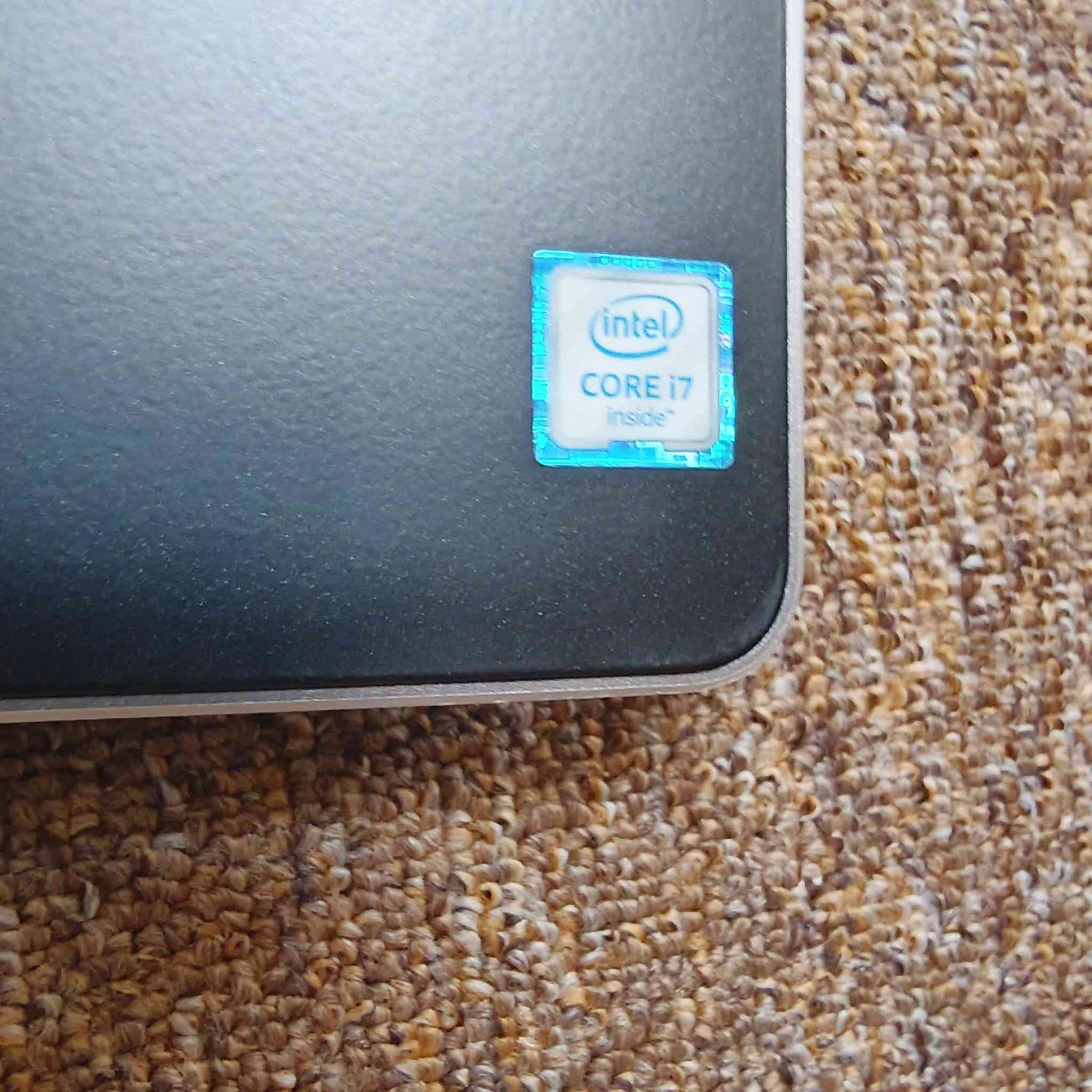 السلام عليكم
كرت خارجي 4 كيكا وشاشة 17.3 بXXX 🔥
لابتوب يجمع بين القوة والاناقه والسعر التنافسي ✨💫
DELL Precision 7710

المعالج : core i7 الجيل السادس فئة HQ - قوة وأداء ممتاز ومستقر 💪🏻 

كرت الشاشة الداخلي : 8 كيكا انتل
كرت الشاشه الخارجي : 4  كيكا -انفيديا  -اداء رسوميات خرافية 🌈

الرام: 16 كيكا DDR4 - سلاسة عالية 🏎
ويمكن اضافة. ثلاث رامات اخرى تصل الى سعة 64 gb

الهارد: 512 كيكا SSD قابل للتطوير 🗄
بالامكان اضافة ثلاث هاردات اخرى. .
الشاشة:حجم كبير 17.3 انش دقة خرافية FHD 🖥

الجهاز قابل للتطوير (رام-هارد) وكارت الشاشة الخارجي يمكن تطويره الى 8 gb⚙
كيبورد عربي انكليزي ✍
بطارية ممتازة 🔋
 اللابتوب يحتوي على كافة التطبيقات الأساسية ✨
تطبيقات الأوفيس مفعله ✨
شاحن 180 واط 
.......................
اللابتوب ممتاز جدا للموظفين والطلاب ومثالي للتصاميم والبرمجة باستخدام برنامج اوتو كاد وثري دي ماكس وغيرها وممتاز لمشاهدة الأفلام واليوتيوب بجودة عالية وسلاسة فوق الخيال وممتاز لعدد كبير من الألعاب مثل PUBG و Minecraft بسبب مواصفاته القوية 💪
.......................
السعر 425 الف  الف دينار  عراقي !🆕!
مكاني النجف حي النداء
للاستفسار: 0808280939


**إذا كنت صاحب هذا الإعلان وتريد حذفه لأي سبب، رجاءا أرسل رسالة إلى الدعم الفني**