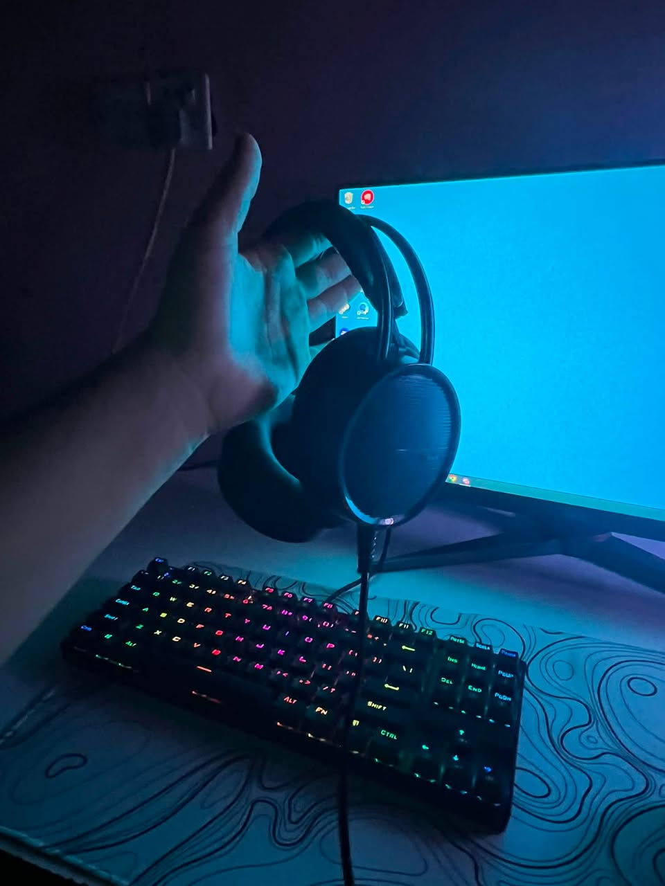 بيسي كاملة للبيع وبسعر كلش حلو
i510400f
RTX2060
Rm8X2 3200
SSD512
HDD1T
H410m_k
مبرد مائي  جيد 
الشاشة من ماركة Aoc144Hz
الكيبورد ريد دراكون 
موس من ماركة jclly comb
السماعة هوكو 
بيسي كاملة مكملة انصب والعب انواع الاعاب الحديثة والقوية 
السعر 750 وبيهة مجال شي بسيط حك الجية 
العنوان البياع رقم الهاتف *********** متواجد وتساب
