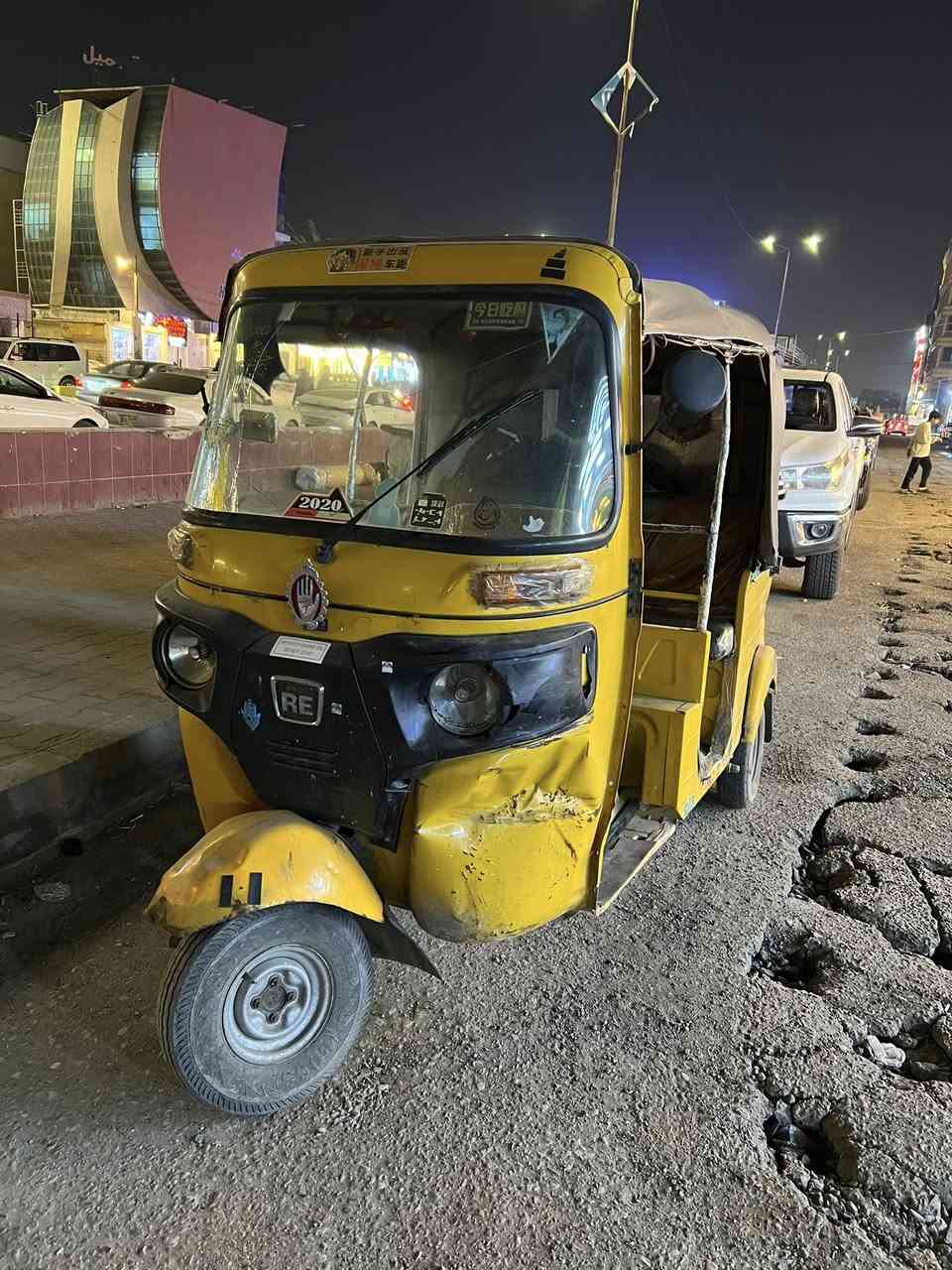 تكتك مديل 2020اوراق كاملة شرط لتحويل بيهة ضربة شوفت عينك بس خسفة خسفة مو شك مكينة خير من لله مكينة بس زنجيل مبدل ونا ما اشتغل بيهة يعني تكتك طابكة12ساعة باب لمطعم تجي وشوف بعينك ونا بخدمتك للبيع سعر وتساب***********مكاني بصرة قبلة
