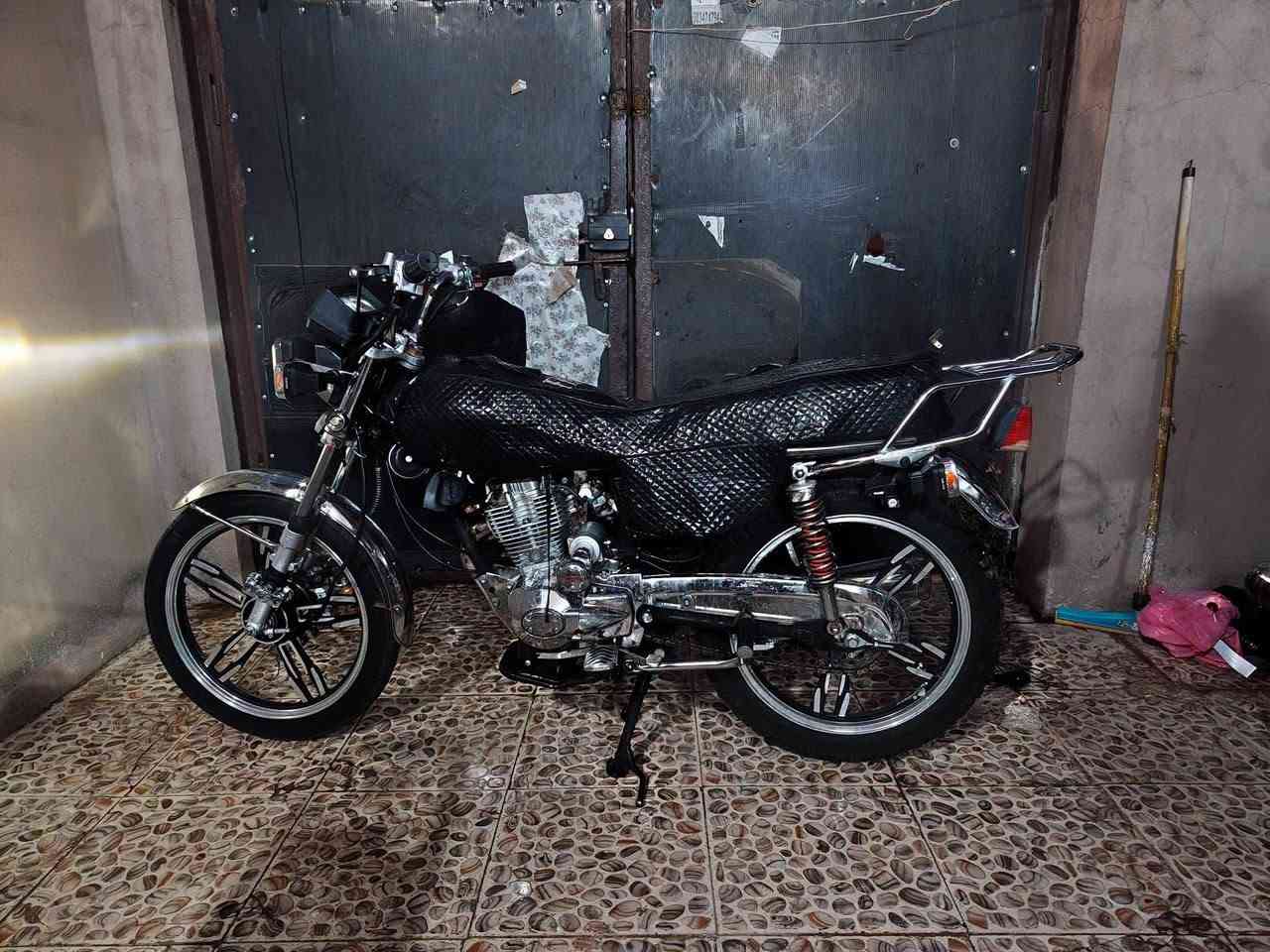 بارت عيتاني سوري 2023 
  
200 cc❤

🎫اوراق منفيس اصلي🏍

اربيل
مكنه 100 ✅كهربا💡 100 
سعرو 540الف  
*********** وتساب ✅

هفالان   هه ولير ✅🏍  اربيل

🏍🏍🏍🏍🏍🏍 أربيل, العراق
