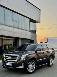 أسكاليد پلاتينيوم • محرك V8 • ٧٣٠٠٠ كم