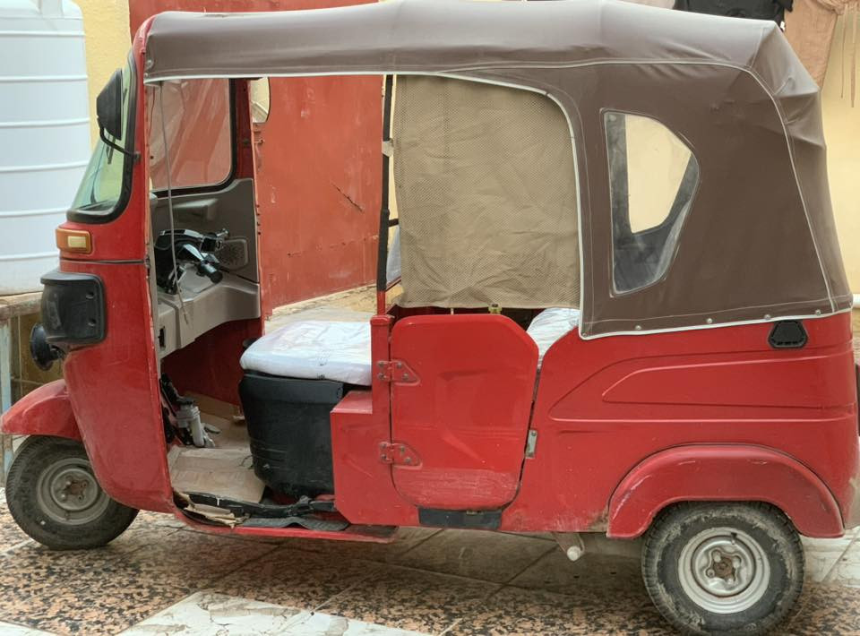 تكتك 22 شهر 11 كفاله مكينه والبدي التكتك نشرته بدون غسل ولو تنغسل تطلع افضل من هاي الصور سنوية والرقم بس استلام بعد السعر 8500 الشراي لايكسر بلسعر تكتك جديده وكفاله وهذا رقم راعيها 
*********** مكاني بصرة قرنة@إشارة
