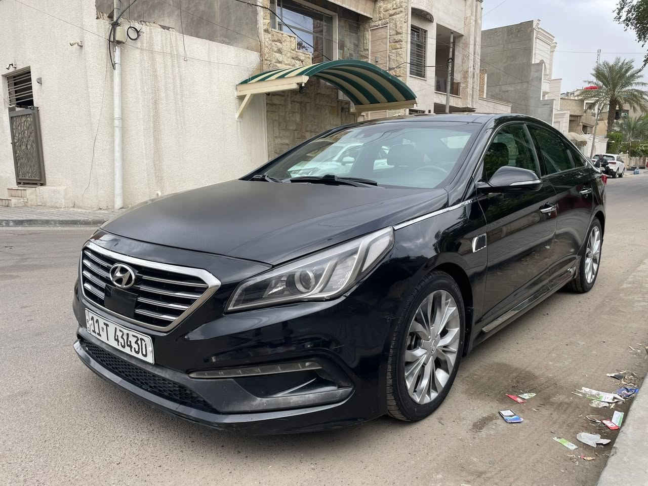 ***********  حلوه ونظيفه
سوناتا لمتد ٢٠١٥  امريكي فول الفول 
بيها صبغ ٤ قطع بدون دواخل
محرك ٢٠٠٠ تيربو  جي دي اي 
بنوراما  بصمع  ترحيب
ماشيه ١٢٠ الف 
ستيرن حرف D 
لد امامي خلفي حاجب  
حساس امامي خلفي  رادار امامي جانبي 
كشن حار بارد جلد  كهرباء ميموري خزن
بردات سستم صوت انفنتي ١٢ سماعه
تبريد امامي خلفي منفصل
شفتات هندبريك بصمه
بيها كل المواصفات اعله فئه  
تحويل ثاني يوم 
صدر امامي خلفي حلو 
تخم تاير وباتري نظيفات
مابيها نقص 
مكاني اعظميه سبع ابكار 
سعرها ١٠٧ ورقه 
اتصال فقط مكلف بلنشر 
***********
