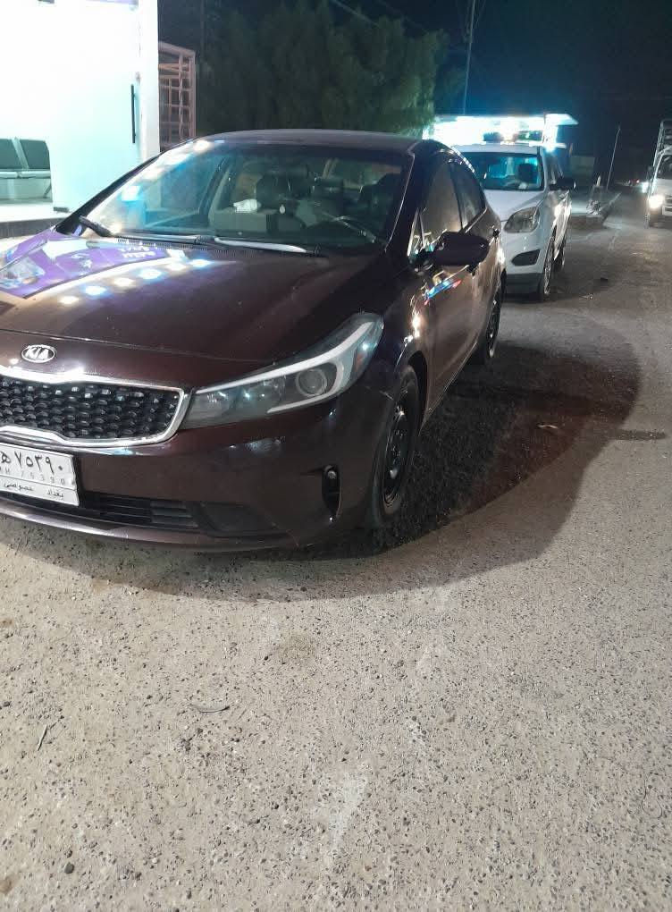 سلام عليكم عندي فورتي موديل ٢٠١٨ موصفات السياره تحكم جيهتين كامره شاشه مانع انزلاق سبورت محرك وكير اي تي دسك خلفي أمامي محرك دوش سياره رقم بغداد مامتواجد ع رقم مبدل انكليزي الفيس *********** اتصال عله هاذه الرقم
