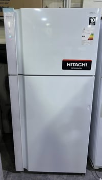 ثلاجة هيتاشي • أكبر حجم • محرك انفرتر