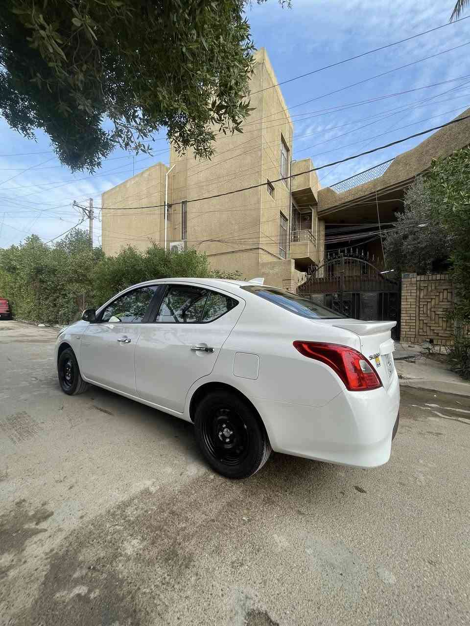 سلام عليكم نيسان سني موديل 2025 خليجي شركه العامه مكفوله كفاله عامه بعده بنايلون وفابلون شركه ماشيه  4 آلاف كير محرك كفاله عامه سبير ما نازل سياره زيرو وجديده عارضه 132 وبيه مجال رقمي *********** مكاني بغداد الدوره
