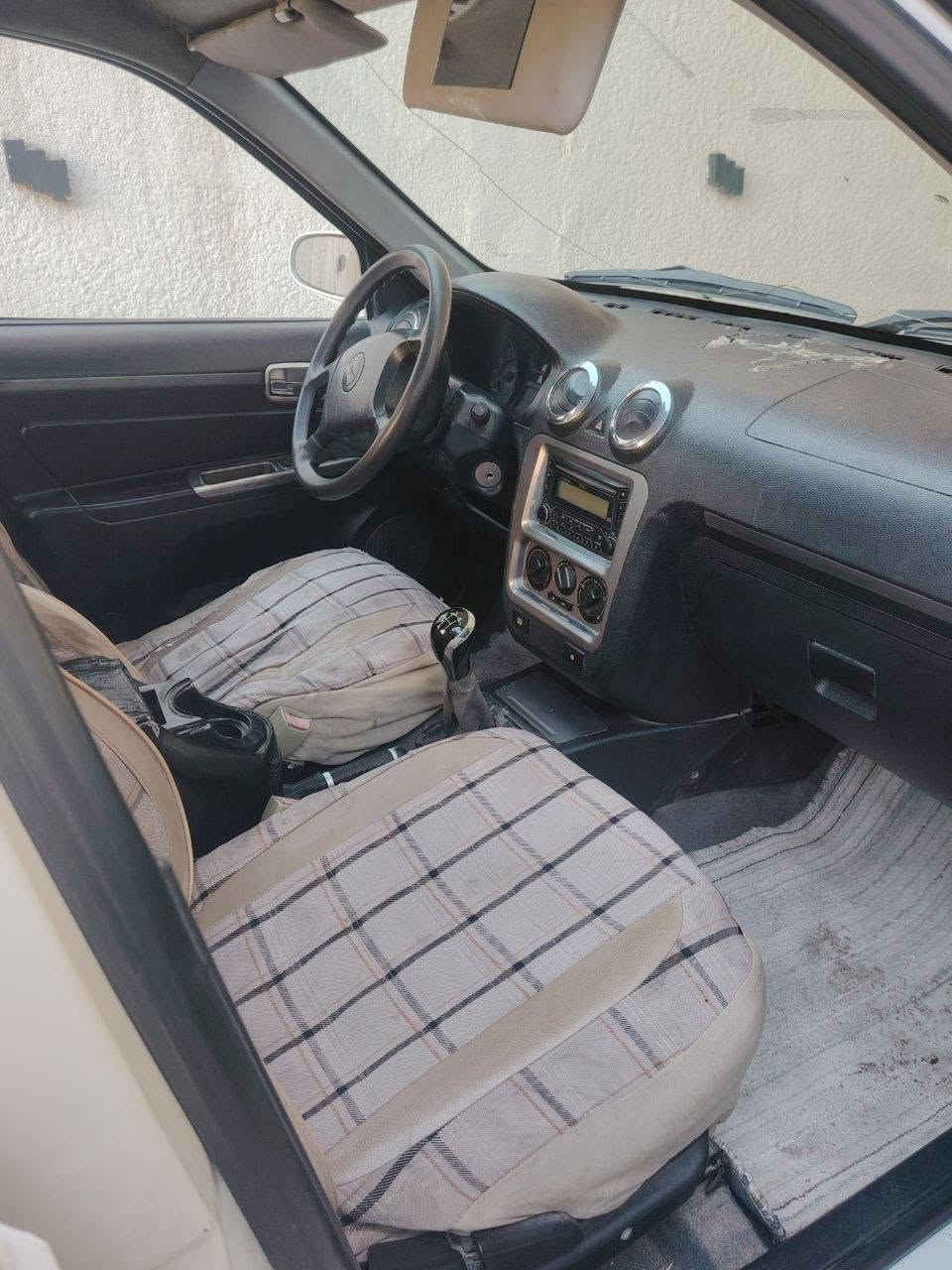للبيع: جيلي CK موديل 2013
‎* 🚗 المحرك: كير عادي
‎* ⚙️ المكينة والكير: بلادية ومكفولة
‎* 🎨 اللون: أبيض
‎* ✅ السيارة مكفولة من الضربة والقص وأي ملاحظات هيكلية
‎* 📍 العنوان: بغداد / الغزالية 
‎* 💰 السعر: 30$ وقابل للتفاوض بالمعقول
‎* 📞 رقم الهاتف:***********
‎
