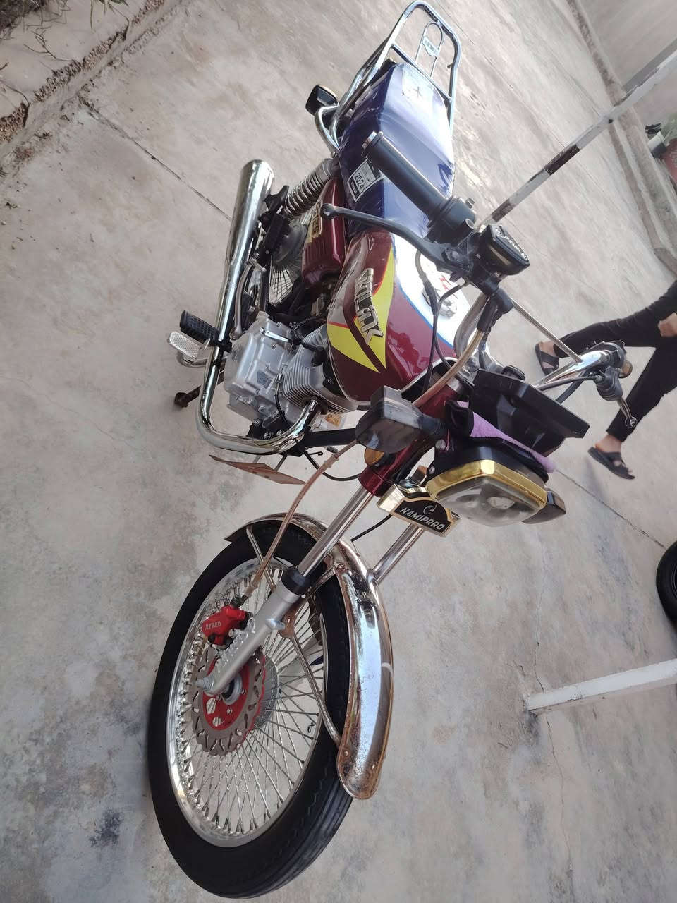 سلام عليكم ورحمه الله وبركاته دراجه للبيع تايكر موديل 2024 ( اريد مراوس يسفان 24 او 25 ) اوراق اصولي الدراجة حلوة كهربائيات كله شغاله مكفوله الدراجه صبانه مامدوده عليه السعر 750 وبيه مجال *********** عنوني بابل محاويل
