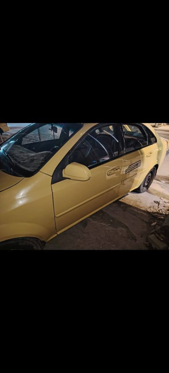 لبيع اوبترا شركه عامه نضيف بشكل بوجهك لشارع ربع مذب عليه سعر ٧٠ وبيهه مجال عنوان شعب شارع عدن *********** متواجد واتساب
