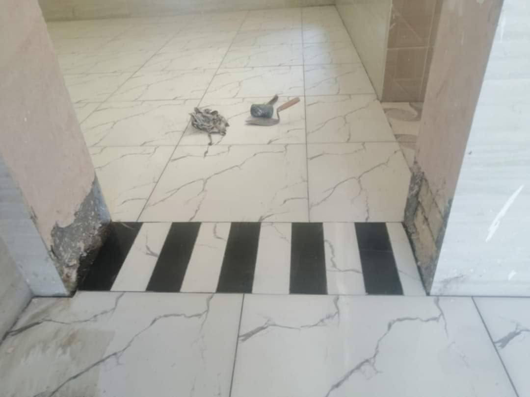 يا الله سلام عليكم خلفه سيراميك رضيات وجدران وبايات دراج وبورسلين كاشي ومرمر مستعدين كافات عمال ترميم وتفليش وشرط شغل درجه وله  مكاني كربلاء وطوريج هاذه رقمي ***********   ***********
