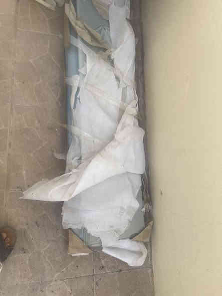 للبيع شاور كابينة حمام زجاج عدد 2 مربع +قوس 
الاتصال ***********

