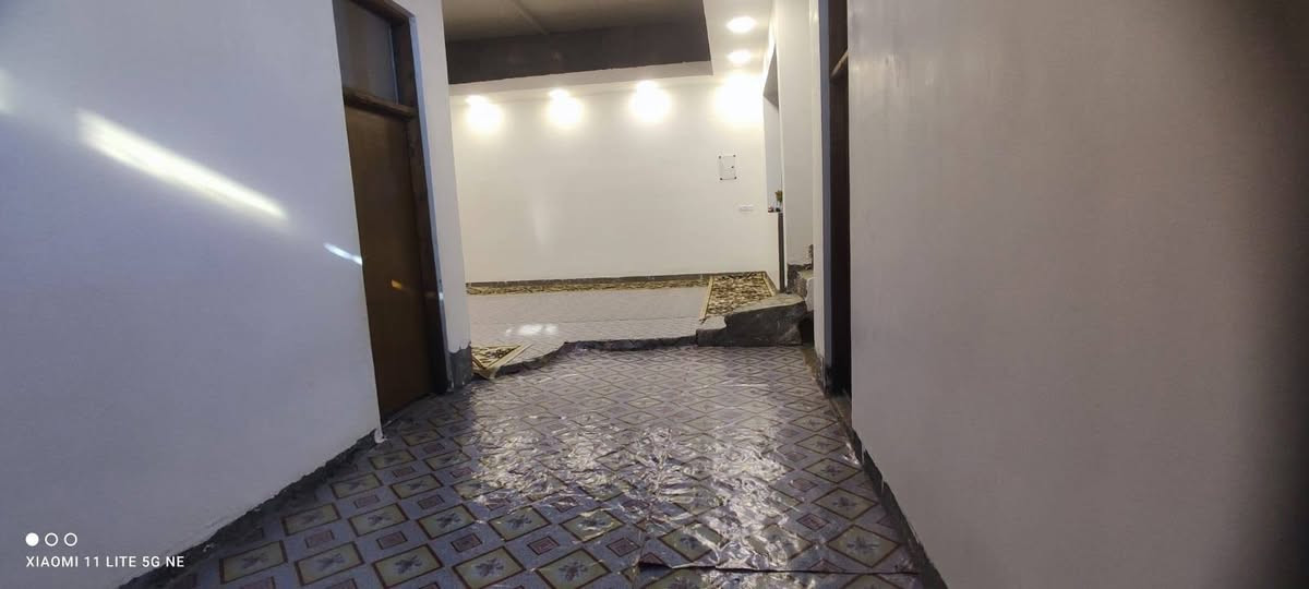 بيت للبيع مساحه 560 متر كامل خدمات مي كهرباء سحب تبليط للباب عنوان بغداد تقاطع شارع المجزرة سعر جدا مناسب 65 قابل للتفاوض *********** مكلف بالنشر
