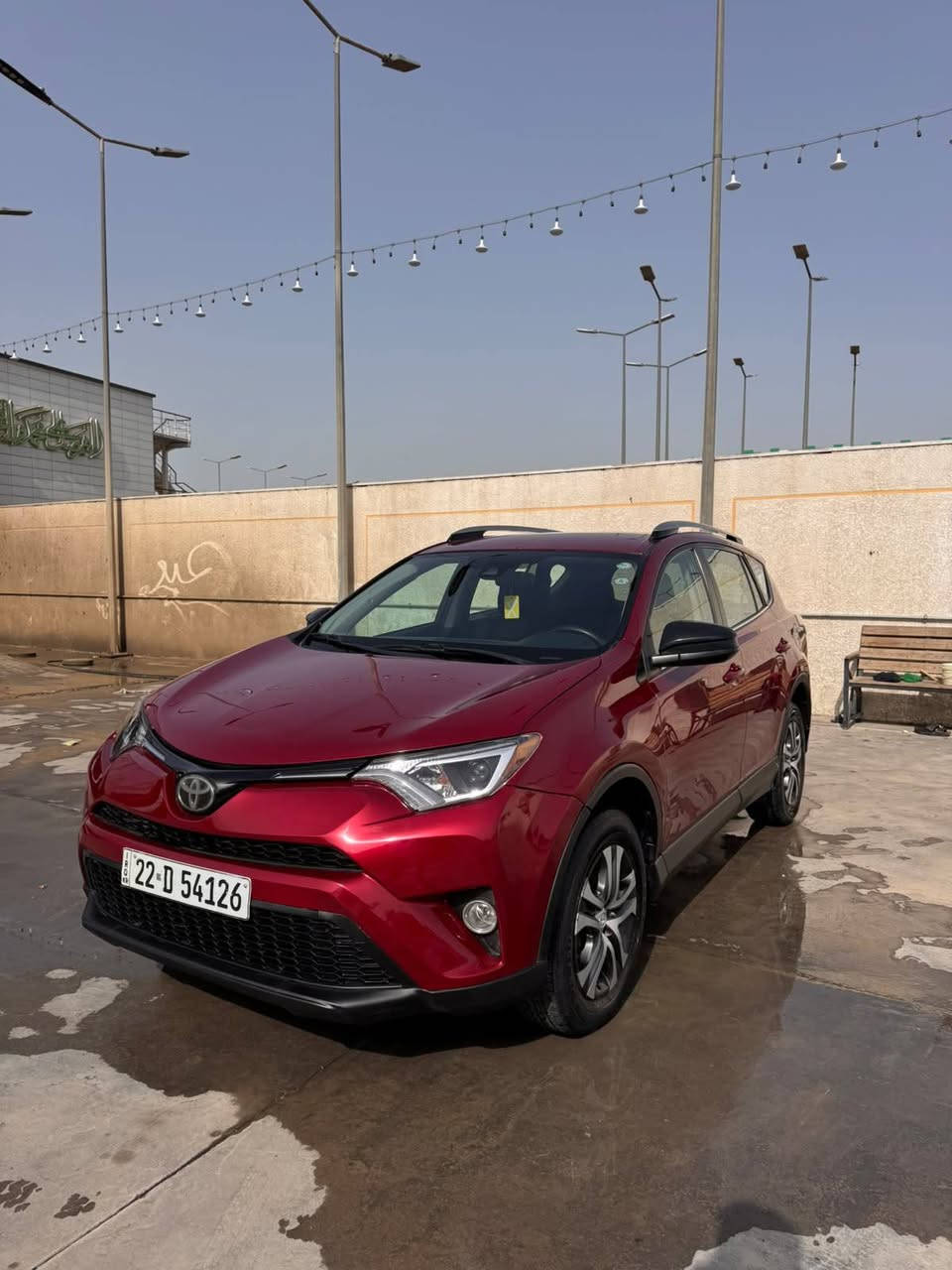 Rav4 2018
حادثها جاملغ امامي جهة السايق صبغ فقط رقم اربيل دولي 
ماشيه ٩٠ الف ميل العنوان مشروع المسيب قرب محطة التفاحة السعر 157 وبيه مجال رقم الهاتف ***********
