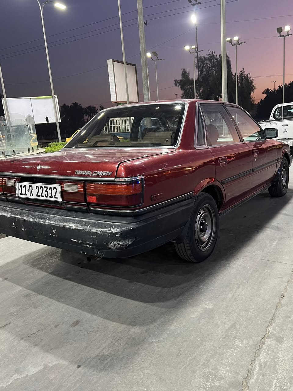 السلام عليكم شباب للبيع كامري موديل1990 وارد أمريكي رقم بغداد دولي بسمي هزه جديده تخم تاير جديد صدر امامي خلفي جديد تبريد ثلج محرك 2000 بلادي داخل سياره بلادي جلد 
سياره جاهزه من كلشي ترايك 200وين ميعجبك السعر 50قفل
مكان سياره بغداد تاجيات ***********
