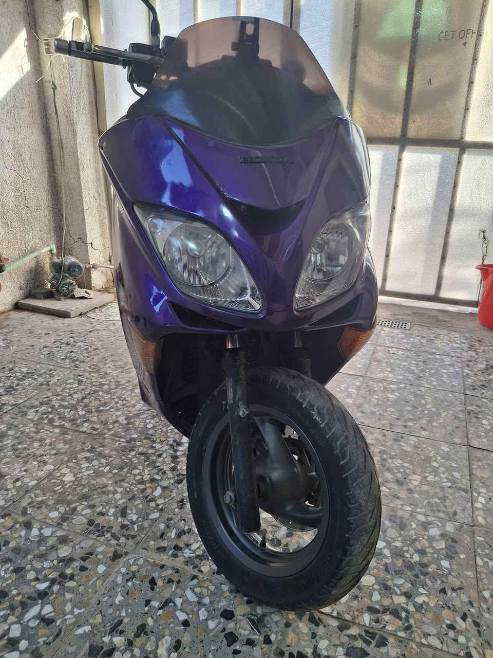 فورزة 0.8
بأسمي كله شغال 

مابيها اي انقص 

كهربائيات كاملة 

ممفتوحة 

مكاني بغداد الزعفرانيه 

استفسار : ***********
