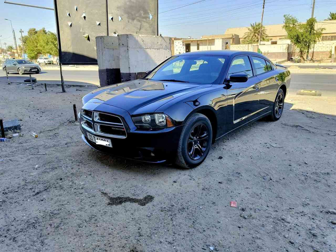 السلام عليكم .. للبيع فقط ..دوج جارجر 2014 اصل الون اسود محرك 3600 سته سلندر كير عصه . رقم بغداد الجديد   وارد امريكي ضررها جاملغ ايسر وبنيدمبدل اصلي ومصبوغ  وبيها صبغ من امريكا جاملغ خلفي صفحه السايق طاك بيها ايرباك السياره ماشيه 80 الف مايل حقيقي وين ماتريد افحص المشي استخدام شخصي مامشتغله تكسي جير ومحرك بلادي سيرفس كامل صدر امامي خلفي بلكات اي نقص مابيها .. السعر 163 $ ورقه عنوانها / بغداد السيديه  .. للاستفسار ***********
