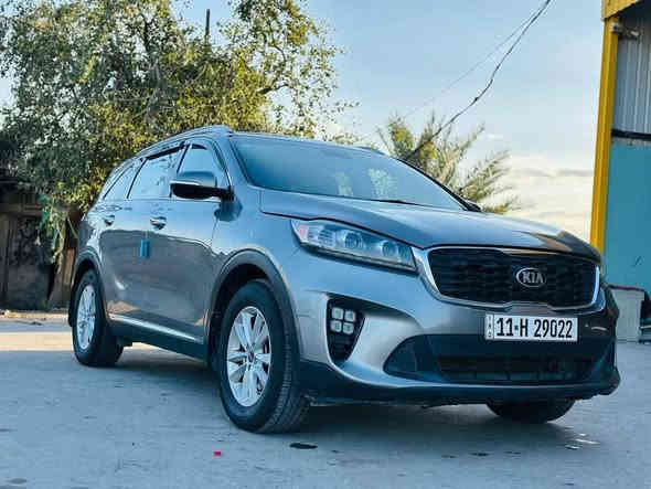 سلام عليكم
سياره للبيع
سورنتو موديل 2019 وارد امريكي
مواصفات بصمه
كشنات تدفئه 
تخم تاير جديد
سياره خير من الله
مابيها نقص
وسعر 183 وبيه مجال 
العنوان بغداد الشعب
رقم الهاتف ***********
حادثها بابين
محرك 4 سلندر 2400
