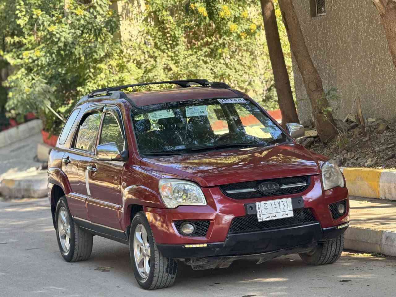 السلام عليكم
كيا سبورتج 2010 محرك 2000دوش خير من الله كير تمام
صدر امامي خلفي جديد تخم تاير كشنات جلد كشنات تدفئة  تبريد تبريد بيانو تحكمات ستيرن كاملة من كلشي مابيها اي نقص بيها مكانات صبغ اني ابيع حزام هيه مو حزام بيها 5قطع تقريبا صبغ 
السعر 94 وبيها مجال 
مكاني واسط الصويرة
***********
