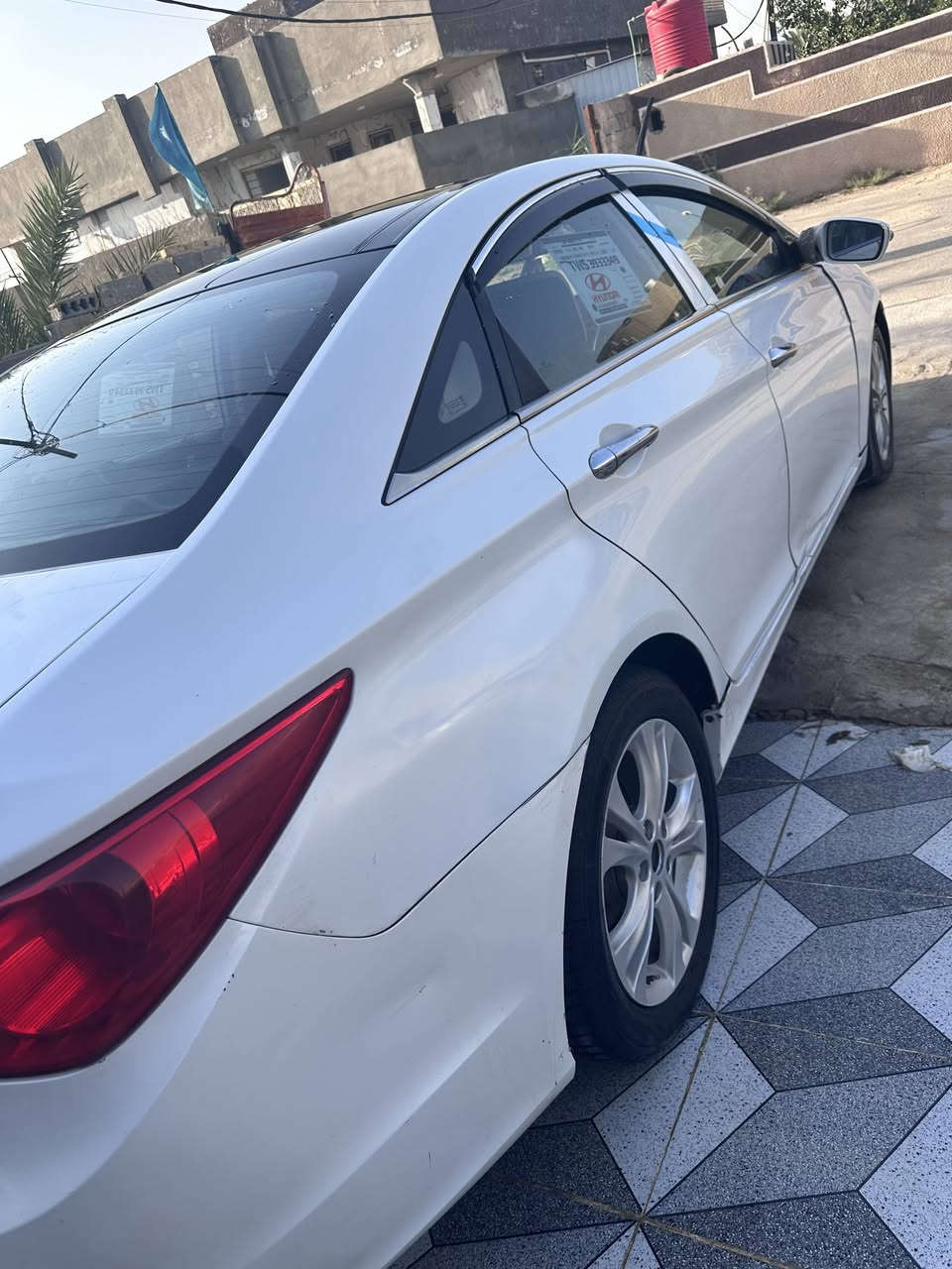 سلام عليكم سوناتا مضلع مديل ١١ خليجي
رقم قادسيه مبدل بنيد جاملغ الأمامي والخلفي فقط مصبوغات بدون حادث ***********
