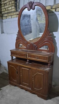 ميز مرايه • ميز • مرايه • صاج • طاولة زينة • تسريحة • اثاث منزلي • ديك...
