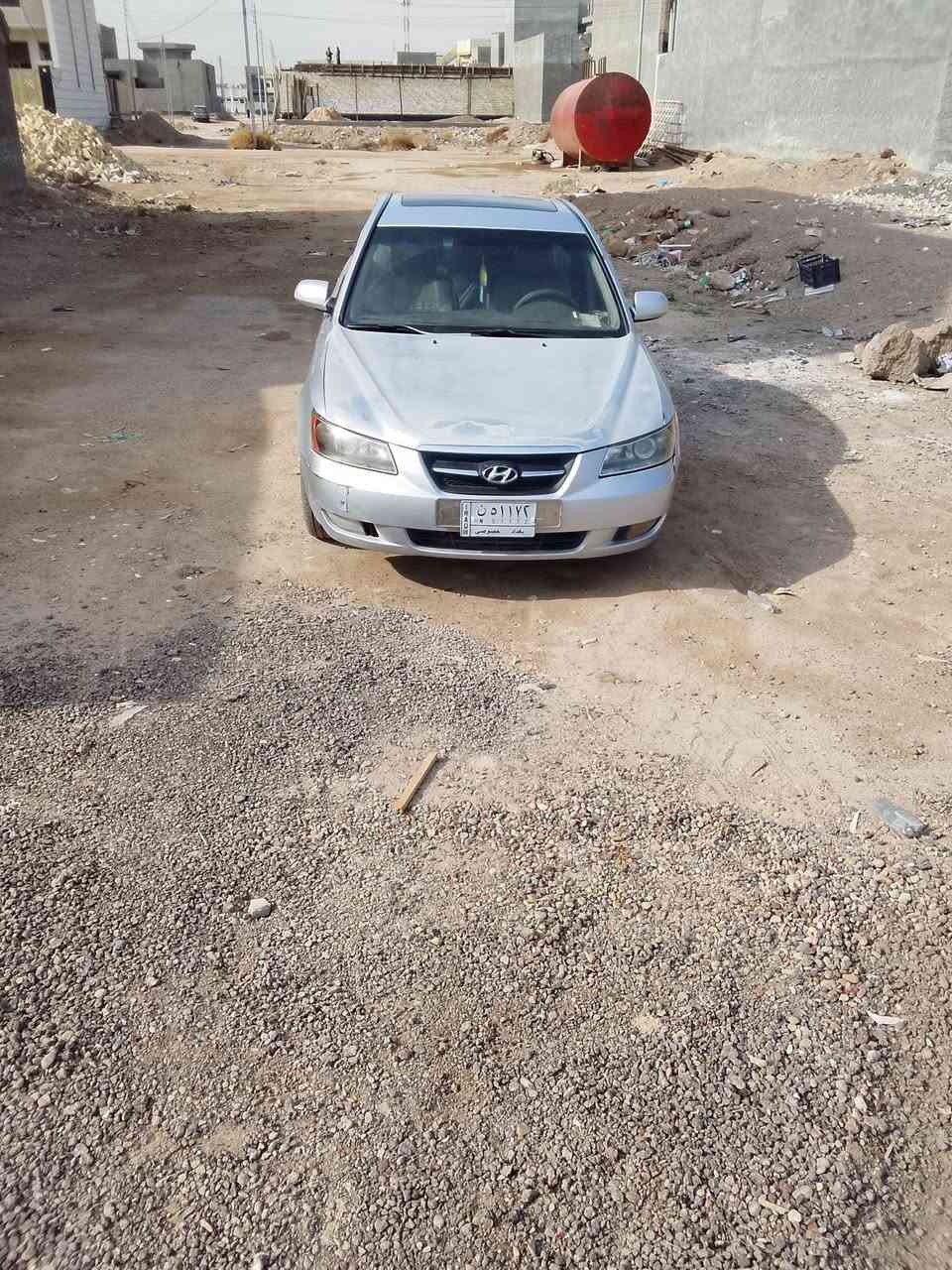 سلام عليكم سوناتا للبيع موديل 2008 فول مواصفات تحكم ستيرن فتحه كشن كهرباء تدفئه وتبريد  محرك 6سلندر  وكير مكفول بيه بنيد مصبوغ والجاملغات اماميه ثنينهن مبدلات بدون صبغ والسونار موجود مرفق مع منشور رقم بغداد تحويل مباجر سعر 95 وبيه مجال مكان فلوجة ***********
