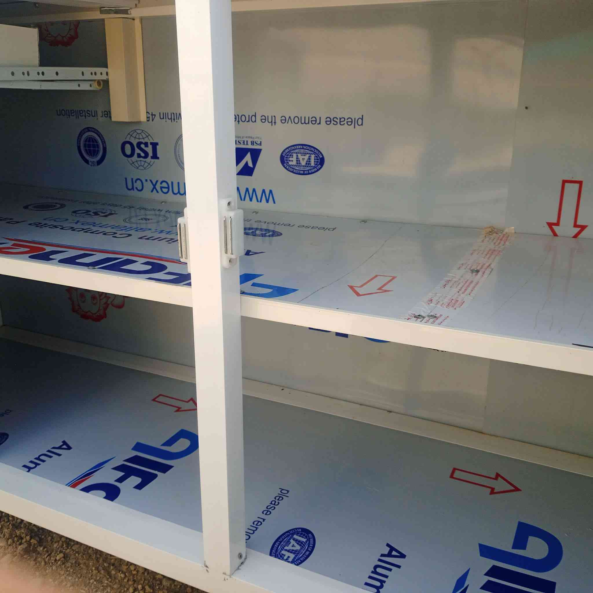 کەوانتەری ئەلەمنیوم بۆ فرۆشتن دەستکردە لوک لوکە  کەوانتەر دوو مەترو نیوە مخسلە  مەترو نیوە  نرخی 290هەزارومعاملە گۆڕینەوە دەکەین بەکەوانتەری کۆنە
شوین سلیمانی گەیاندن هەیە 
هەرچیتان  هەیە وینەی بنیرن بۆتان دەفرۆشم


**إذا كنت صاحب هذا الإعلان وتريد حذفه لأي سبب، رجاءا أرسل رسالة إلى الدعم الفني**