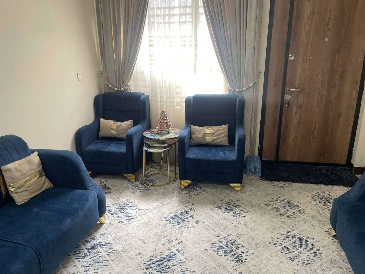 السلام عليكم تخم للبيع نظيف جداا  + ميز تلفزيون التواصل خاص


**إذا كنت صاحب هذا الإعلان وتريد حذفه لأي سبب، رجاءا أرسل رسالة إلى الدعم الفني**