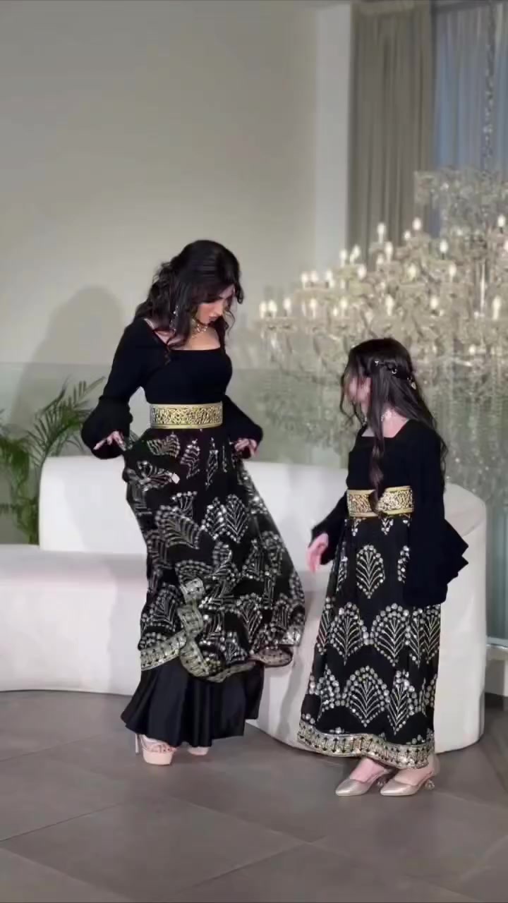 الاستفسار والحجز فقط واتساب+9647775744834

فستان الام42/46/44/40/48/38
فستان البنت12/10/8
السعر 62 توصيل مجاني


**إذا كنت صاحب هذا الإعلان وتريد حذفه لأي سبب، رجاءا أرسل رسالة إلى الدعم الفني**