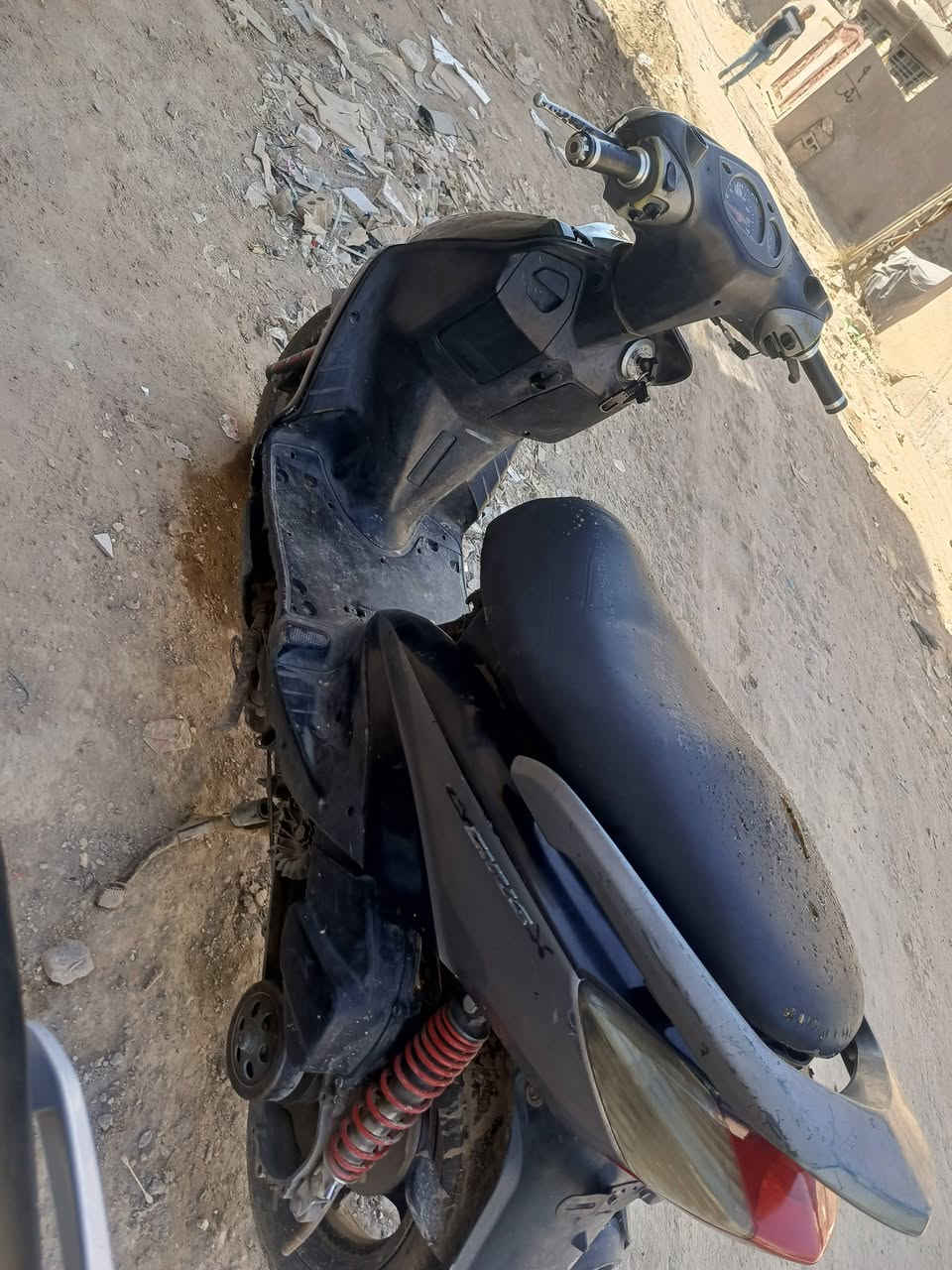 سلام عليكم دراجه سكنس نثيه كوري 140دراجه نضيفه شوي يرادلها ترتيب ادخن من تحمه تروح لدخانه شادلها كوࢪ جديد الدراجه كلشي شغال بكلايتات اشاير سلف هندࢪ شلعه ومعدل باتري جديد بيها سعرها325وبيها مجال مكاني بغداد زعفرانيه. رقمي ***********متواجد واتساب ومازنجࢪ
