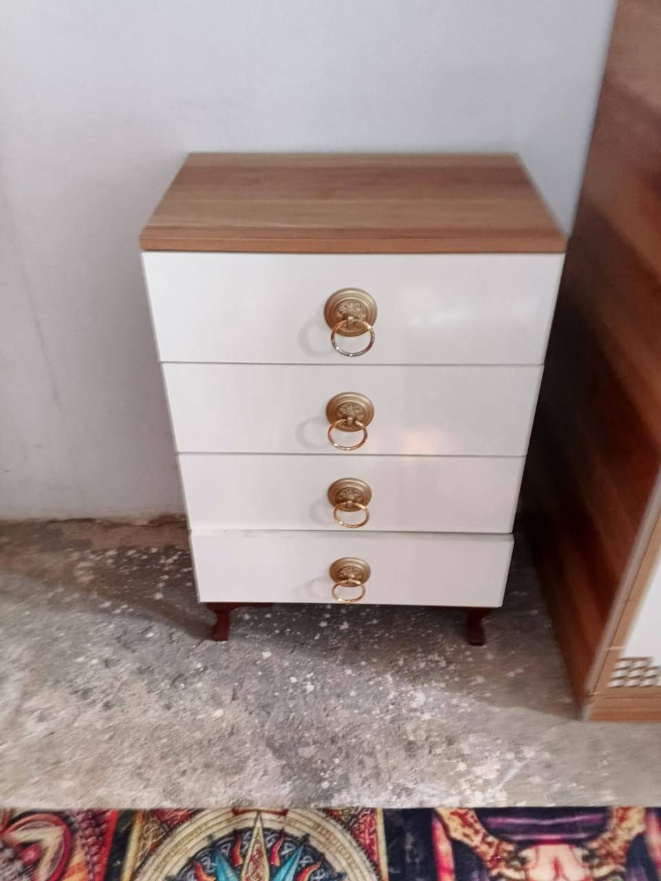 غرفه تركيه نظيفه وجديده العنوان العزيزيه منطقة سراي مقابل مجمع بيت كعيد الاستفسار ***********/*/*********** وشعدكم غرفه نوم تركيه عراقيه نشتري جميع الاثاث المستعمل
