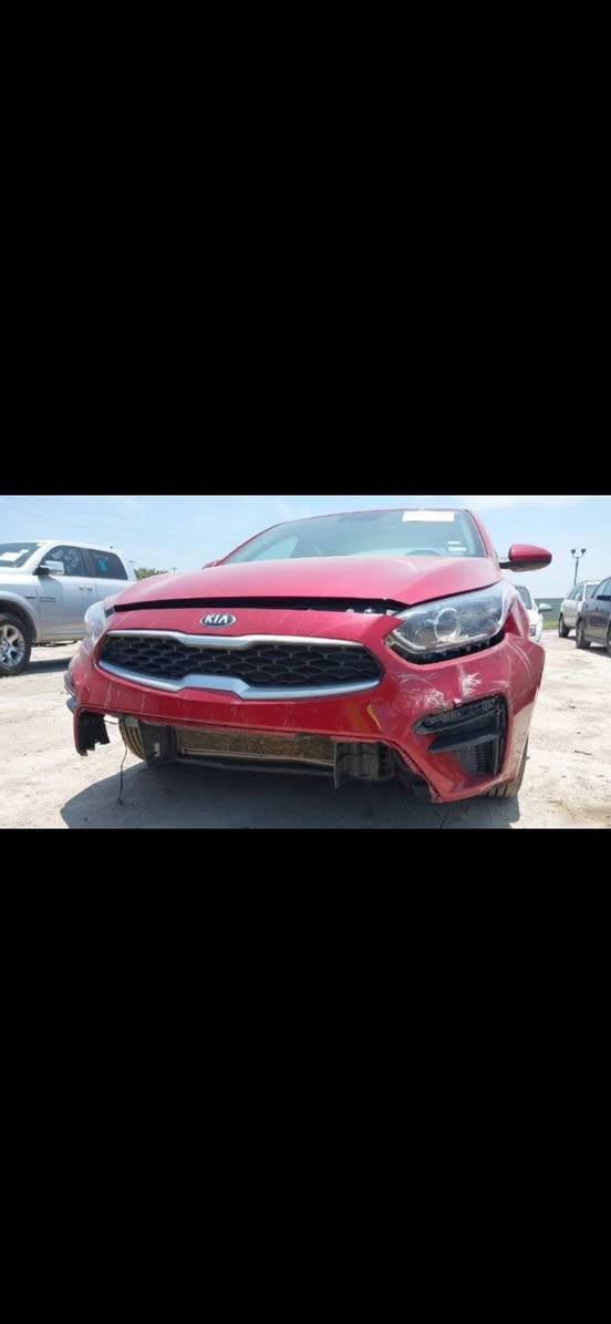 يالله سلام عليكم كيا فورتي للبيع موديل 2021رقم اربيل ابسمي تريد تحويل تريد وكاله ليبل واحد حادثه موجود بل منشور ويه سوناره موصفات معروفه عاديه سياره ع وضع شركه كول نقص مابيه حتى دعاميه بلاديه وخير من الله سعر 135وبيه مجال للشراي ومكانه بغداد اتريد ويل كب اتريد وياله عاديه رقم موبايل ***********
