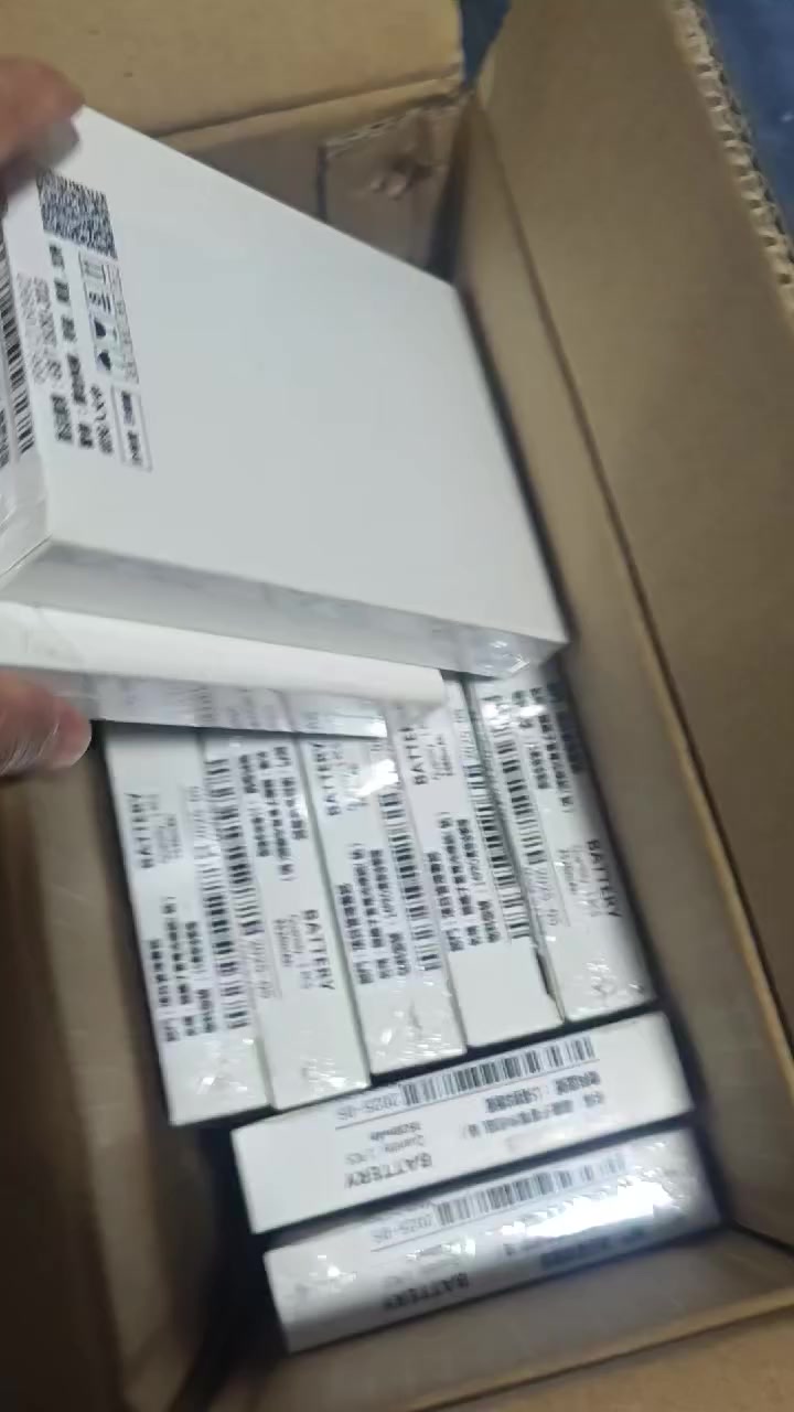 بطاريات ايفون شلعة القطعة عل 5 وبالعافية


**إذا كنت صاحب هذا الإعلان وتريد حذفه لأي سبب، رجاءا أرسل رسالة إلى الدعم الفني**