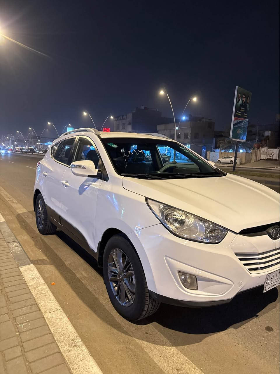 سلام عليكم توسان2014خليجي رقم بصره تحويل بيهه صبغ بالجاملغ الخلفي والباب الخلفي وبيهه بنيدمبدل وجاملغ وعابره باب السدربدون دواخل مصبوغات مكينه كيرحداديه تبريدكله مكفول سعر125عنوان بصره*********** البصرة, العراق
