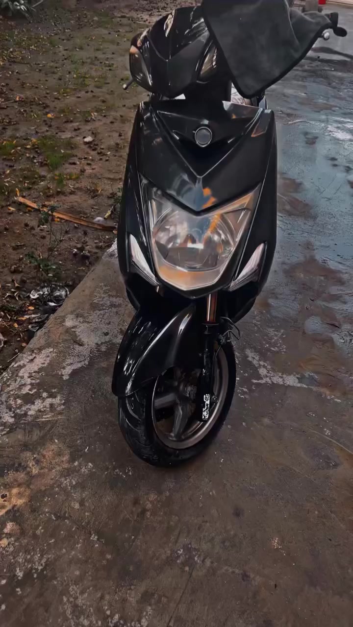 سلام عليكم سكنس لد لبيع السعر واحد 700الرقم توصل *********** كفاله
