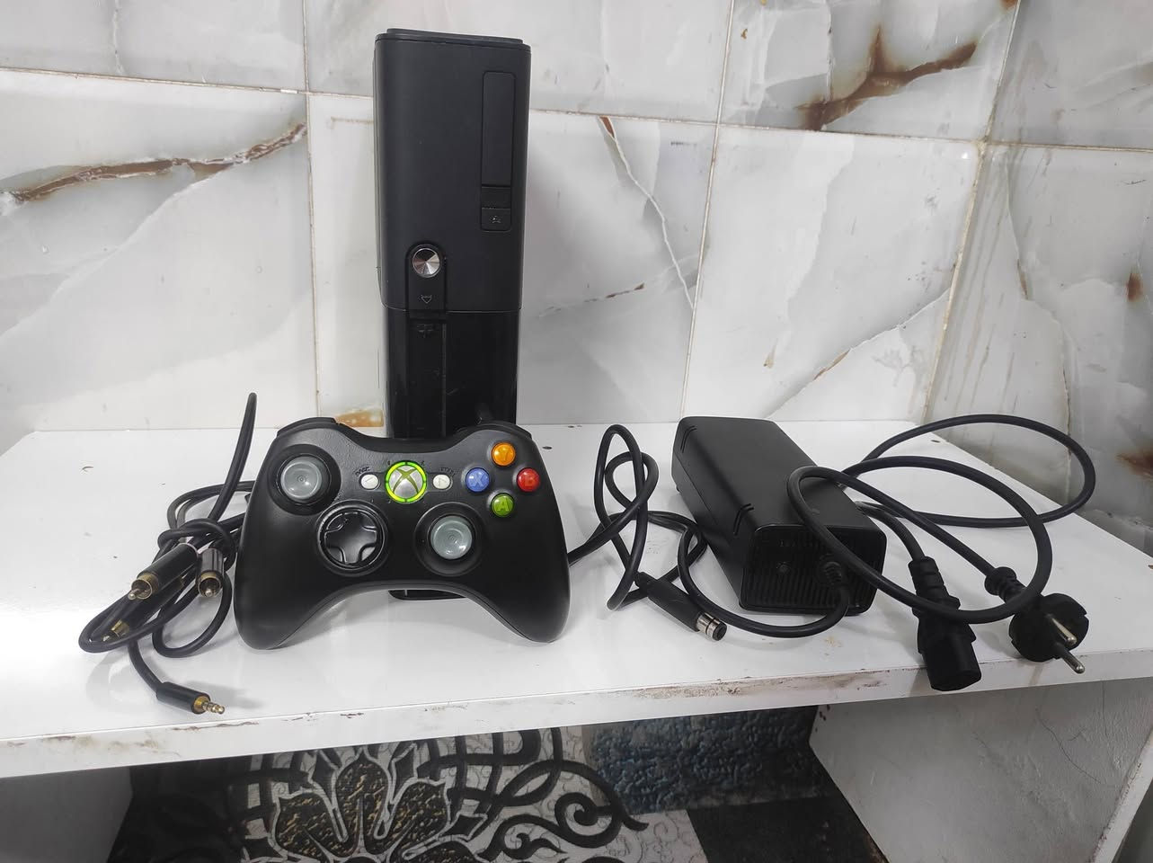 السلام عليكم اكس بوكس 360 سوبر سلم الجهاز نضيف وشغال جوستك اصليه محدثه على الباتري محوله الاصليه ام المروحه وكيبلات اصليه الجهاز كلشي مامبدل بي كله نضيف يشغل اقراص بي هارد مساحة250 بي العاب سعره 90 او مراوس بمبايل حسب القناعه مكاني سماوه


**إذا كنت صاحب هذا الإعلان وتريد حذفه لأي سبب، رجاءا أرسل رسالة إلى الدعم الفني**