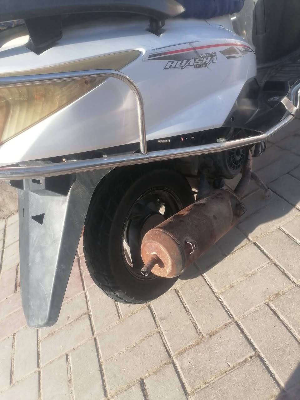 سكنس للبيع وترهم مراوس بماكس حسب قناعه محرك مفتوح مره وحده نضيفه كهربائيات شغاله يحتاجلها كماليات سعر خاص او واتساب ***********.
