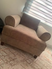 تخت • كرسي • دهوك