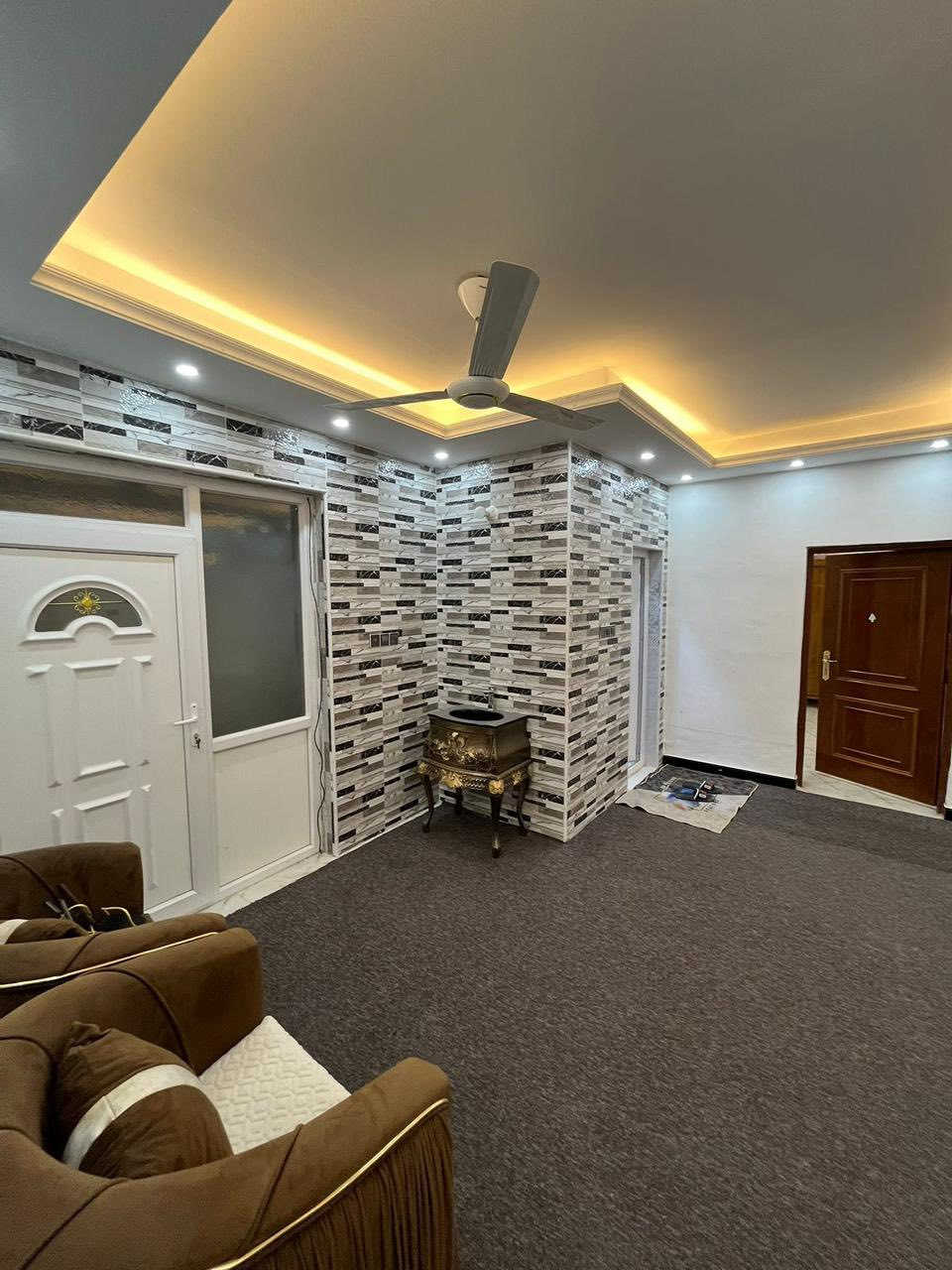 � للبيع بيت سكني مميز – حي الجمعية

📍 الموقع: حي الجمعية – قرب طارق
مجاور المستشفى الألماني
شارع 25

▫️ المساحة: 260 متر
▫️ النوع: بيت سكني
▫️ الحالة: صالح للسكن فوراً
▫️ الموقع: مميز وقريب من جميع الخدمات
▫️ مناسب للسكن أو الاستثمار

بيت بمساحة حلوة وموقع ممتاز جداً، منطقة راقية وهادئة.

📞 للاستفسار: ***********165
أو مراجعة مكتبنا: حي السلام – خلف مدينة الالعاب
