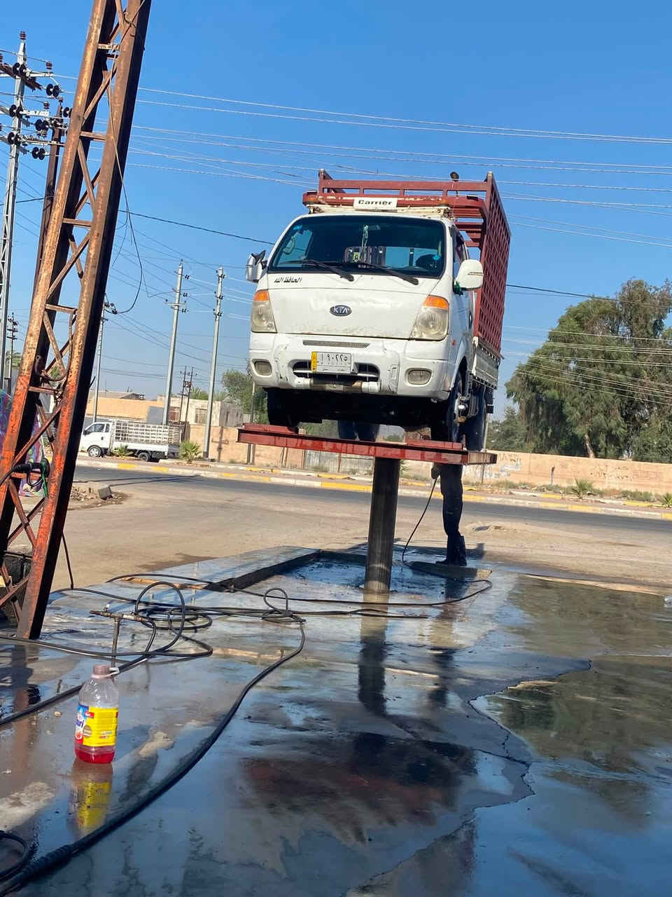 سلام عليكم سيارة للبيع مسكر محور بم ونوزل موديل
￼2008 بدون حجر تخم تاير
￼ مكان ديالى خان بني سعد رقم الهاتف ***********/***********￼￼
