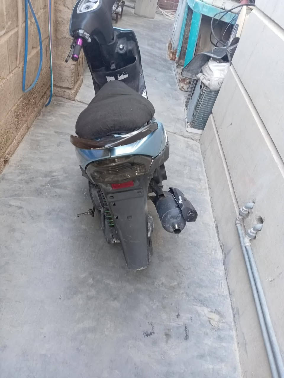 ماكس عدله بوشه  ٥٥مفتوحه شلعه ومعدل شغلله سلف هندر بصمه 😉السعر ٣٧٥بيها مجال ش قليل مكاني الكرمه شارع عشرين شراي خاص مفتوح طيبين🖤                  2- مو شراي لا يتعبني ***********
