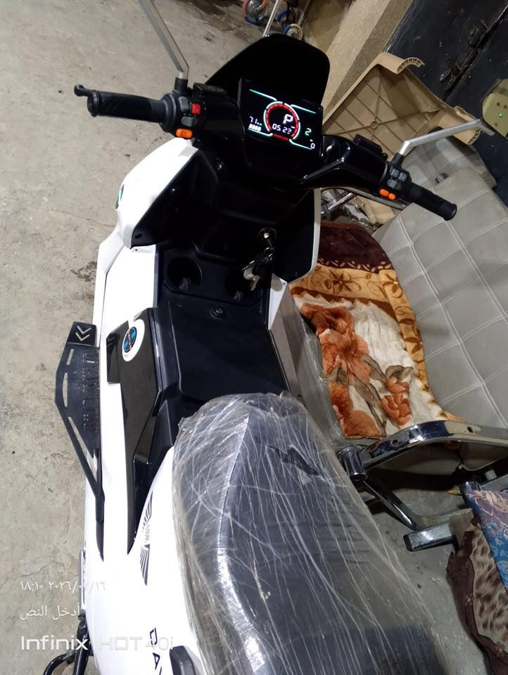 السلام عليكم دراجه bm دايوان للبيع الدراجه جديدة صارلهة اشهر فقط بطارية ليثيوم ابحث عليهة و شوف امكانياتهة دراجه مفوله مواصفات للتواصل *********** واتساب فقط السعر مليون و 100
