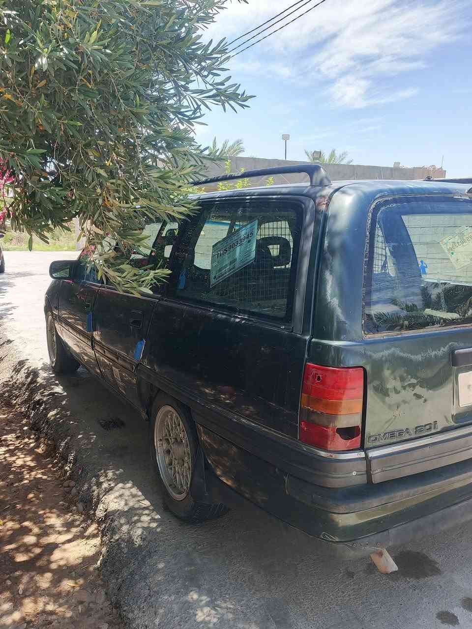 سلام عليكم     سعر23💵
اوبل وميكا مديل 1993
راقم ديالى تحويل مباشر 
سنويه 2028
كير عادي( مكينه وكير كفاله) 
تخم تاير صدر مامي اخلفي كله جديد 
عنوان ديالى بلدروز 
***********
