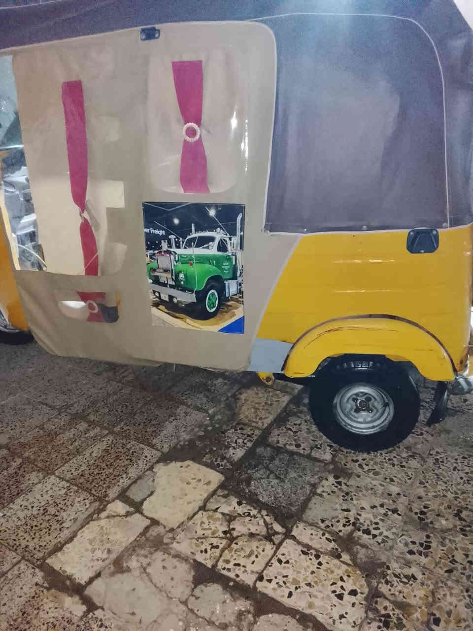 سلام عليكم تكتك للبيع موديل 19شهر 3الوجبه الوله تكتك خير من الله كامله من كلشي معمر دوسات ومصبوقه عام رقم وسنويه بسمي المكان الحسينيه المعامل ***********
