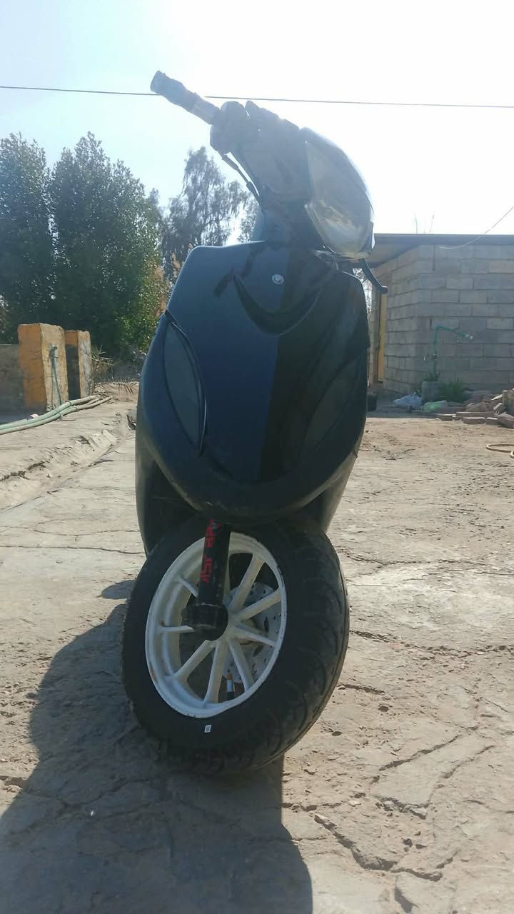 سلام عليكم ماكس ياباني عدله  دراجه ابدل بيه ولفات عايزه ترتيب شويه 425 وبيه مجال *********** مكان عباسيه
