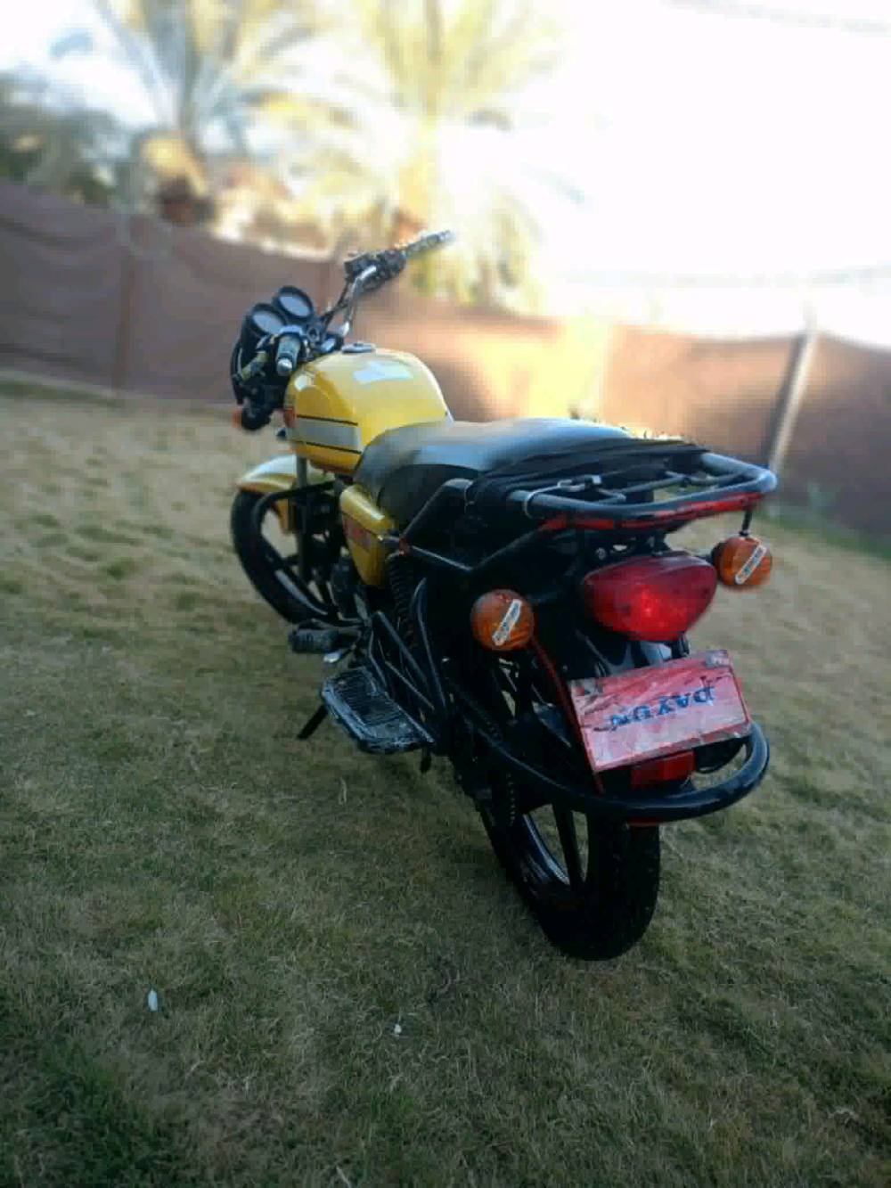 سلام عليكم دراجه دايون نفخ للبيع موديل 2022دراجه حلوه وخير من الله الدراجه مرقمه بس لوحات بعدهي مطالعه 