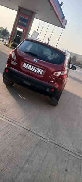 سلاو نیسان قاشقایی 2012 گێر مه کینە بە شە رتە ڕەقە موو سە نە ویی نوێە تا 2027 سە یارە کە فول فولە ده بل اکسلە پانوڕامایە لە سەر دەقی شە ریکە ماوەتە سە یارە کە 3پارجەیی بویاخە بە لام پارەجە کانیواو نیوە واتا کامل نیە بێ داخلی بێ ژورێێ دە عموو لێدارویی نیە دینارە ک مە سرە فی نی تە حویل بە شە رت نرخی (117)وو کە مێک معامه لە ژ؟م *********** شقلاوة
