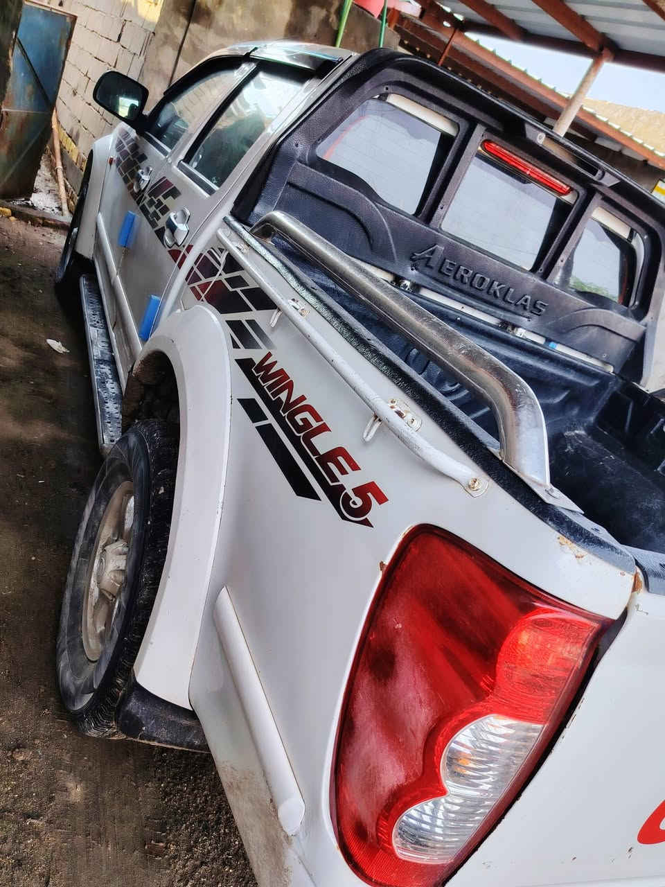 سلام عليكم سيارة كريت اويل موديل 2013 فورويل مكفوله كفالة عامة كير ومحرك واكسن وشاصي مكفولة من الضربة التبديل والكص رقم قادسية تحويل مباشر 

العنوان الديوانية الحمزة الشرقي 
السعر 72 بيه مجال 
الاستفسار 
***********
***********
مكلف بنشر
