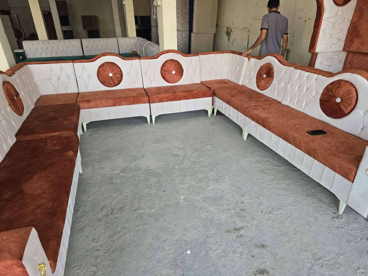 متوفر للبيع ديوان ونص شغل تسكام بلوك اسود 18 مقعد دبل زاوية بسعر اخو بلاش 550 الف
تصفية محل بسعر معمل سارع بل حجز 
#صويرة تقاطع حي زهور سبيس معرض الجوهرة ***********....***********
